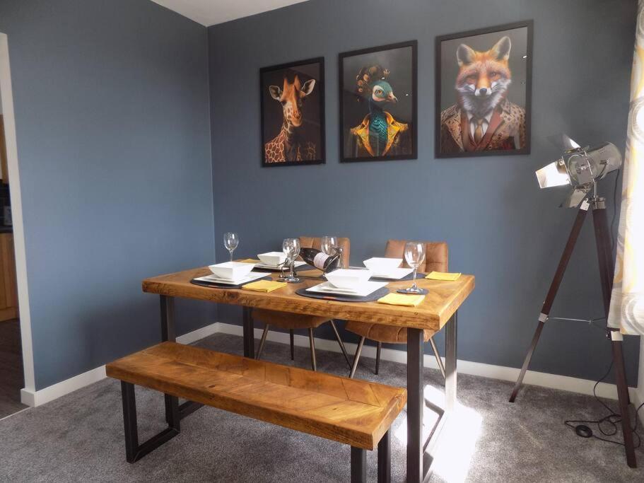 2 Bedroom Luxury City Centre Apt Lincoln Bagian luar foto